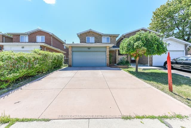 Detached at 163 Simmons Boulevard, Brampton, ON L6V 3Y2