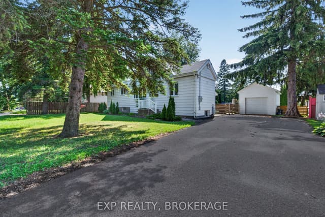 Detached at 646 PORTSMOUTH Avenue, Kingston, ON K7M 1W3