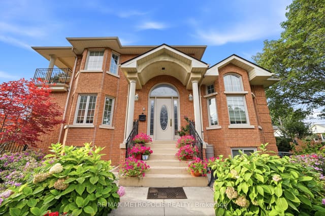 Detached at 2 Denvale Road BSMT, Toronto, ON M4B 3B4, Toronto E03