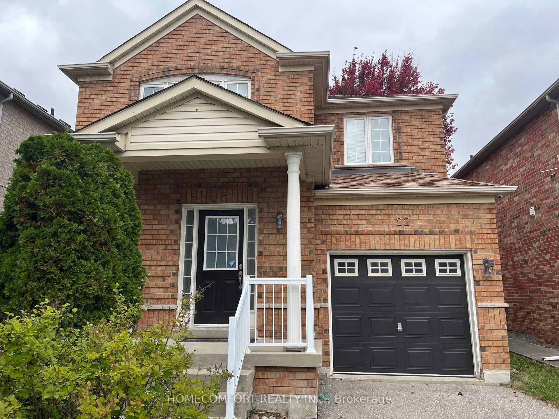22 Amparo Dr