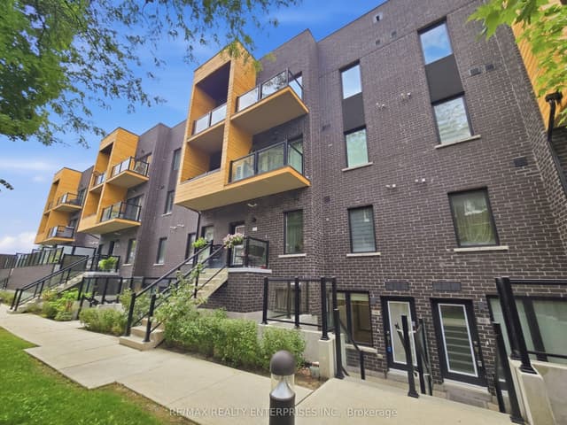 Condo Townhouse at 1145 Journeyman Lane 123, Mississauga, ON L5J 0B5