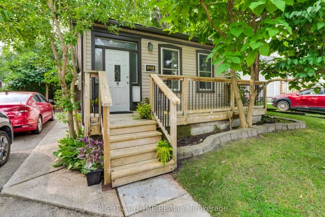 Detached at 1053 Frances Street, London East, ON N5W 2L8