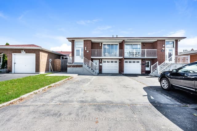 Semi-Detached at 7283 Sigsbee Drive, Mississauga, ON L4T 3L6