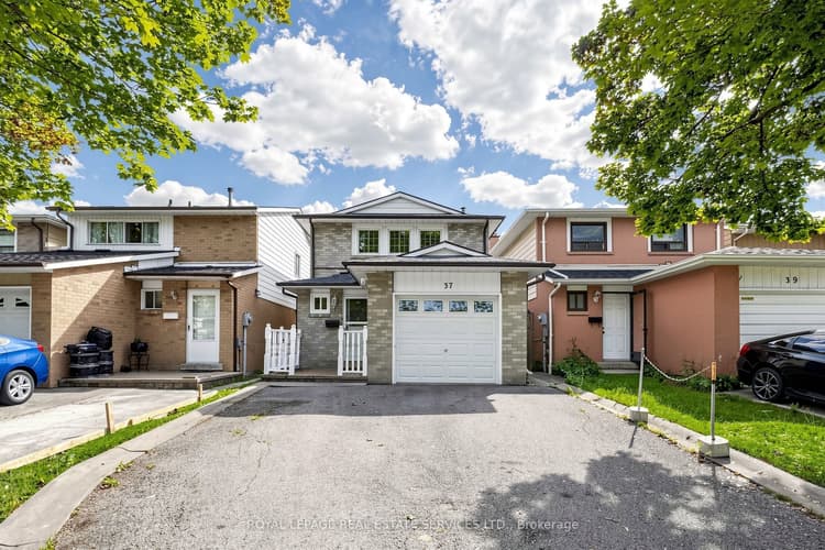 37 Woodsview Avenue