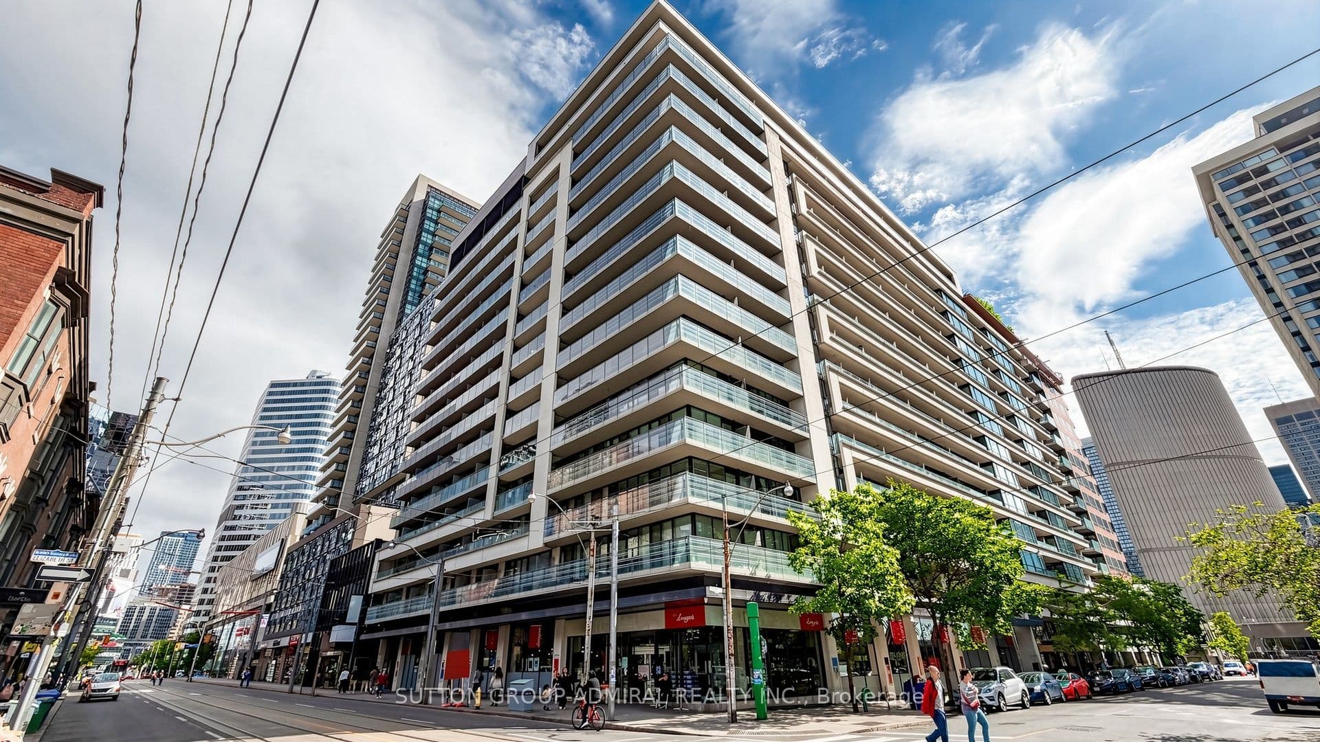 Suite 922 · Floor 9, Unit 922 · 111 Elizabeth St