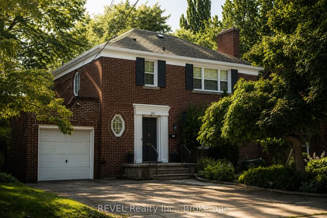 Detached at 193 ONTARIO Street, St. Catharines, ON L2R 5K8