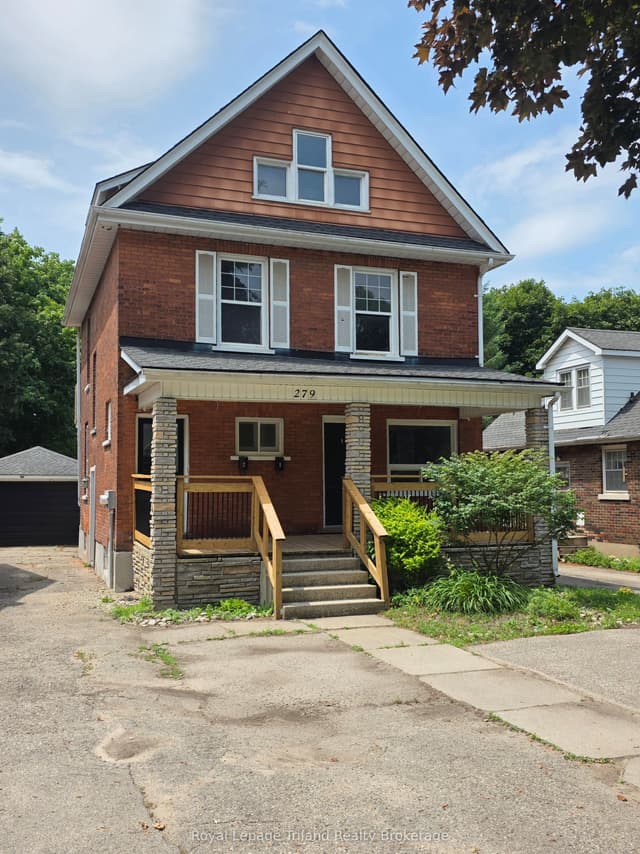 Duplex at 279 Vansittart Avenue, Woodstock, ON N4S 6G4
