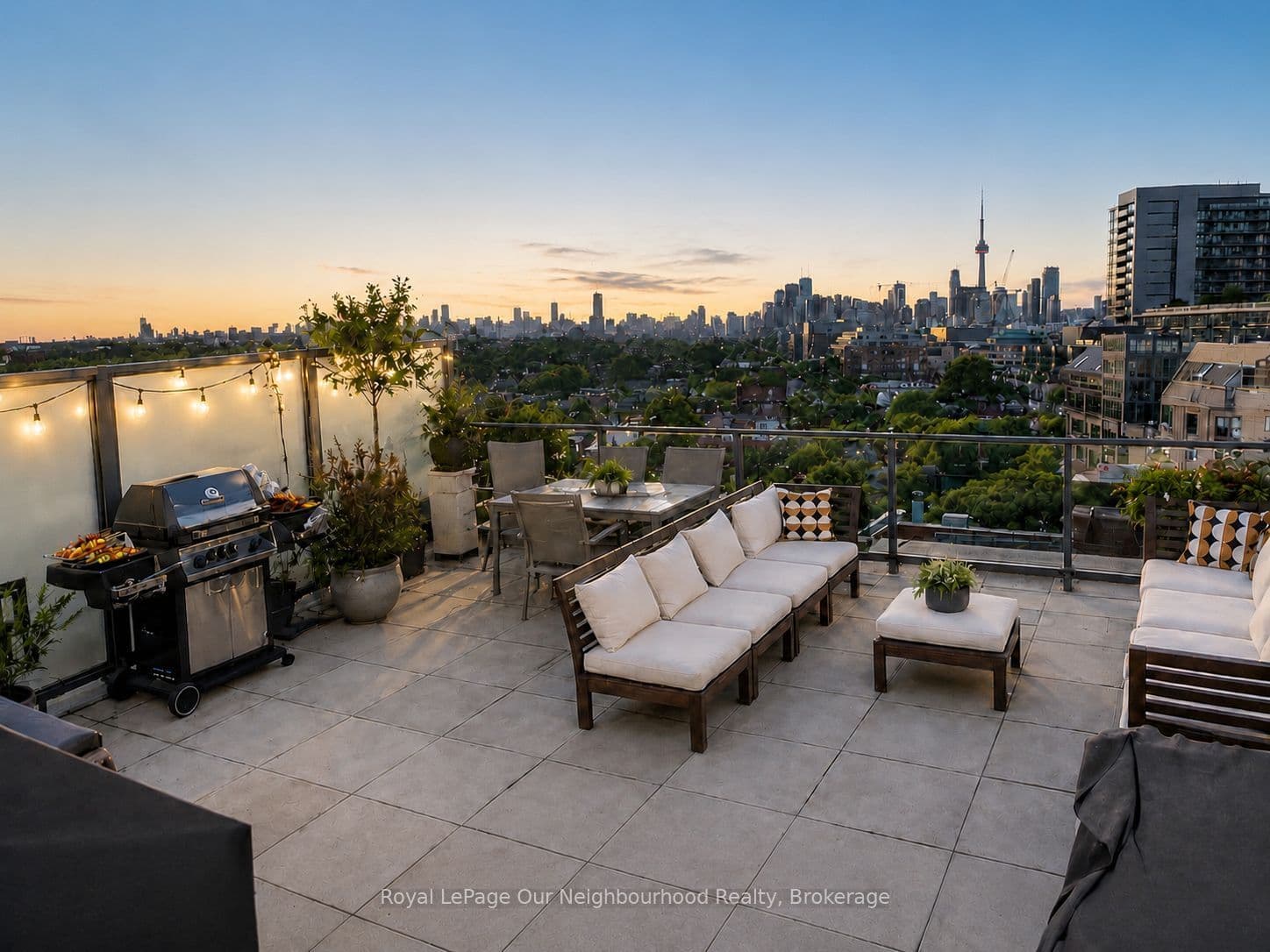 Suite 308 · Floor 3, Unit 308 · 2 Gladstone Ave