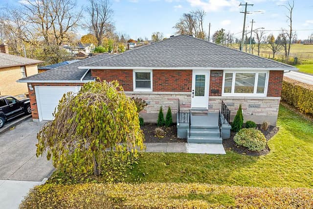 Detached at 197 Catherine Street, Fort Erie, ON L2A 2J4