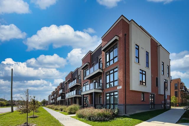 Condo Apartment at 12868 Yonge Street 15, Richmond Hill, ON L4E 1J4