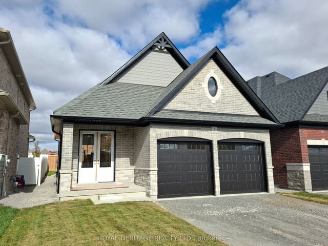 Detached at 8 St Augustine Drive, Whitby, ON L1M 0L7