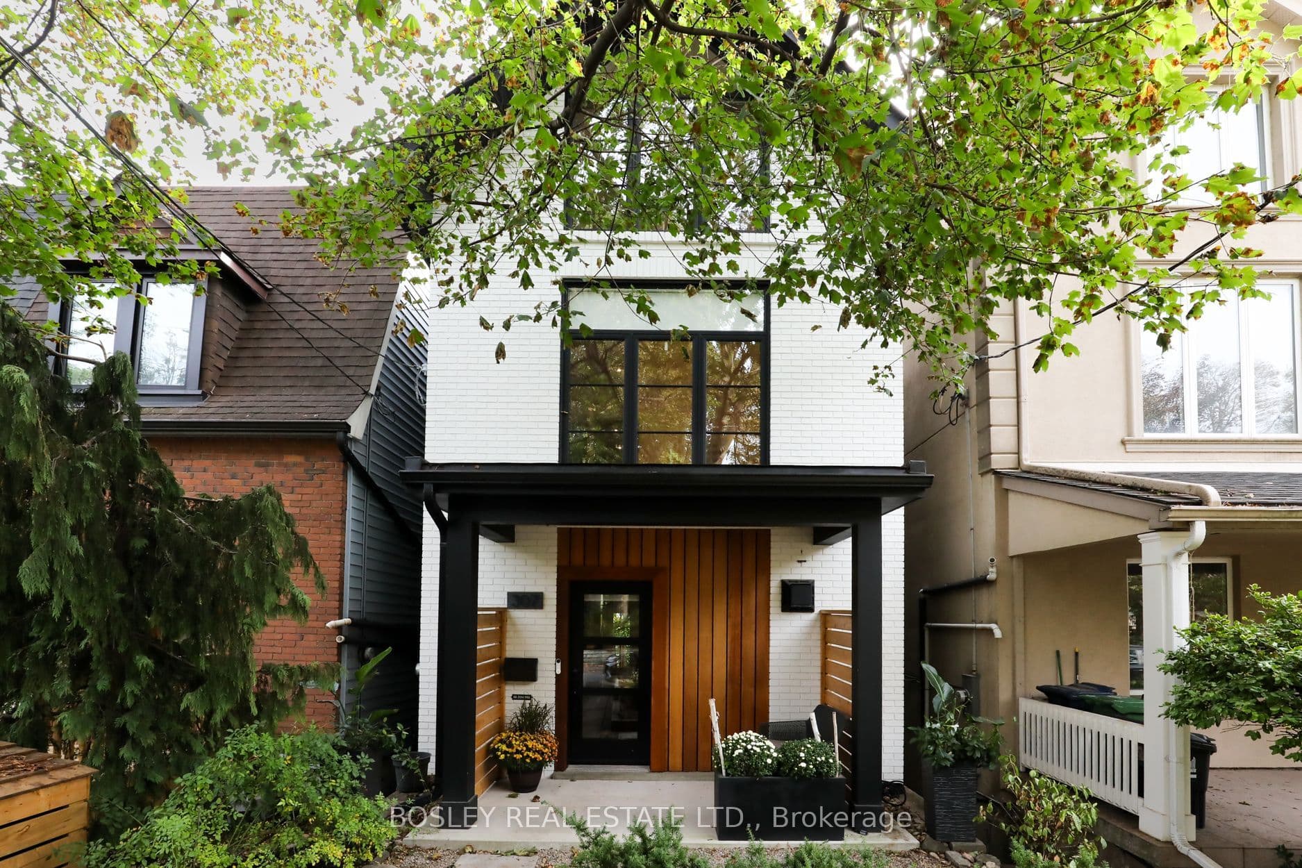 307 Bain Ave