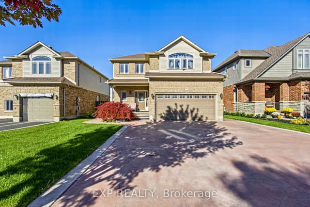 Detached at 200 Valiant Circle, Hamilton, ON L0R 1C0
